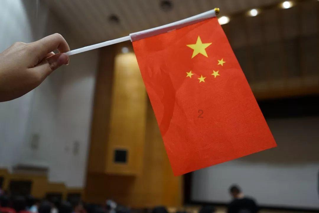 女人为什么喜欢油嘴滑舌的男人-全面高效的有问必答平台