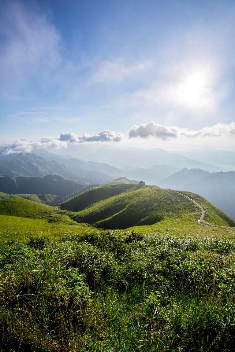 逃出安逸小乡村